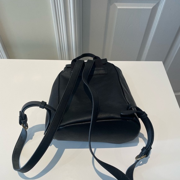 Faux leather drawstring backpack - Picture 5 of 5